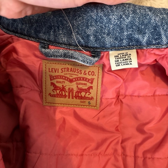 Levi’s denim jacket - Picture 3 of 3
